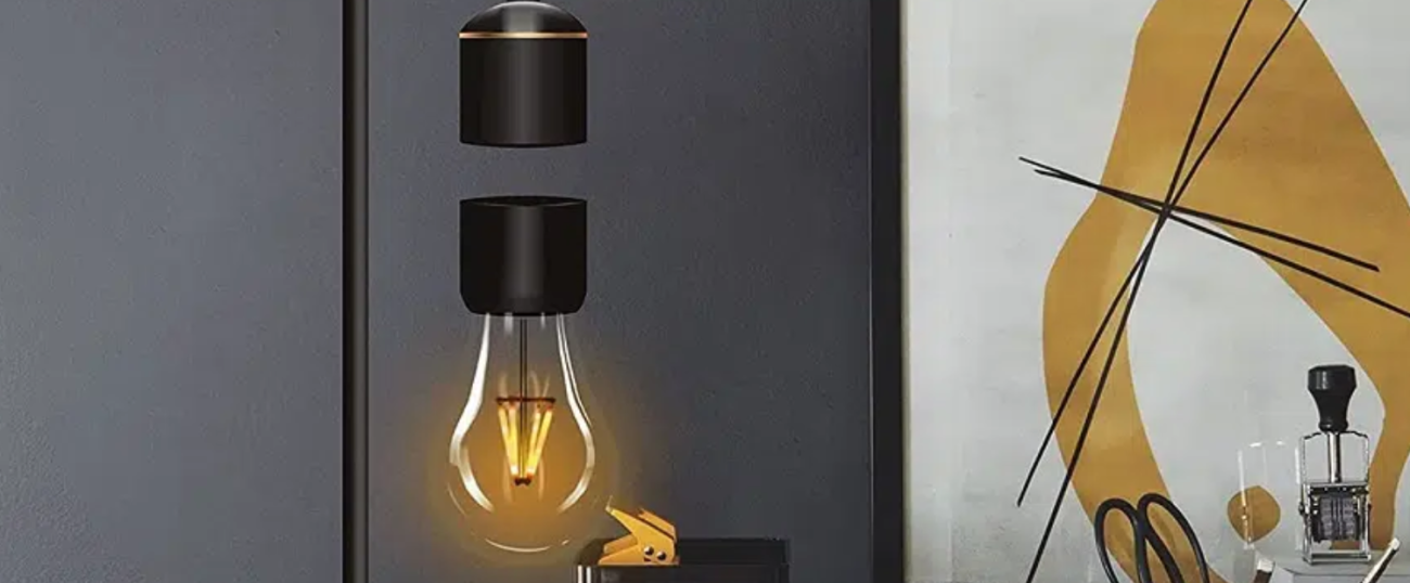 Magnetic Levitating Lamp with Wireless Phone Charger